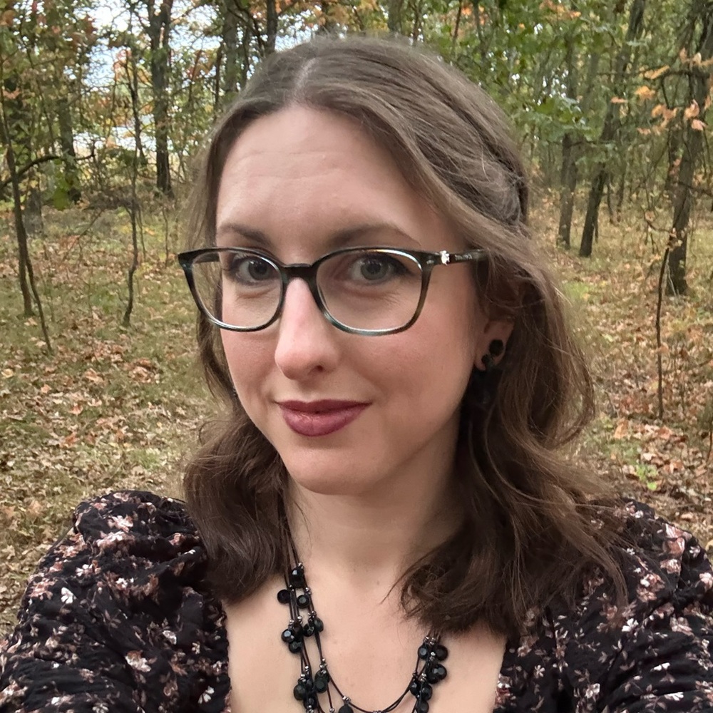 Meet your Posher, Kori